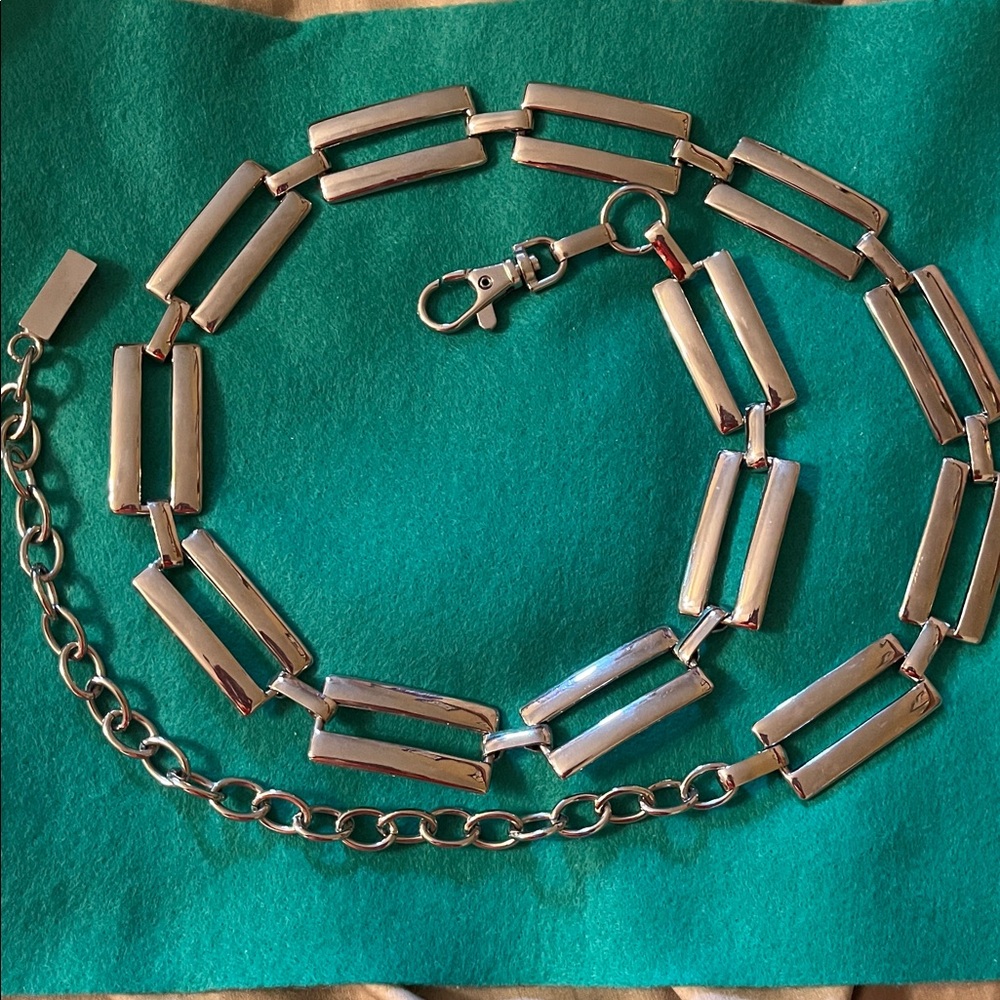 Adjustable Silver Tone Rectangle Segment Hook End… - image 4